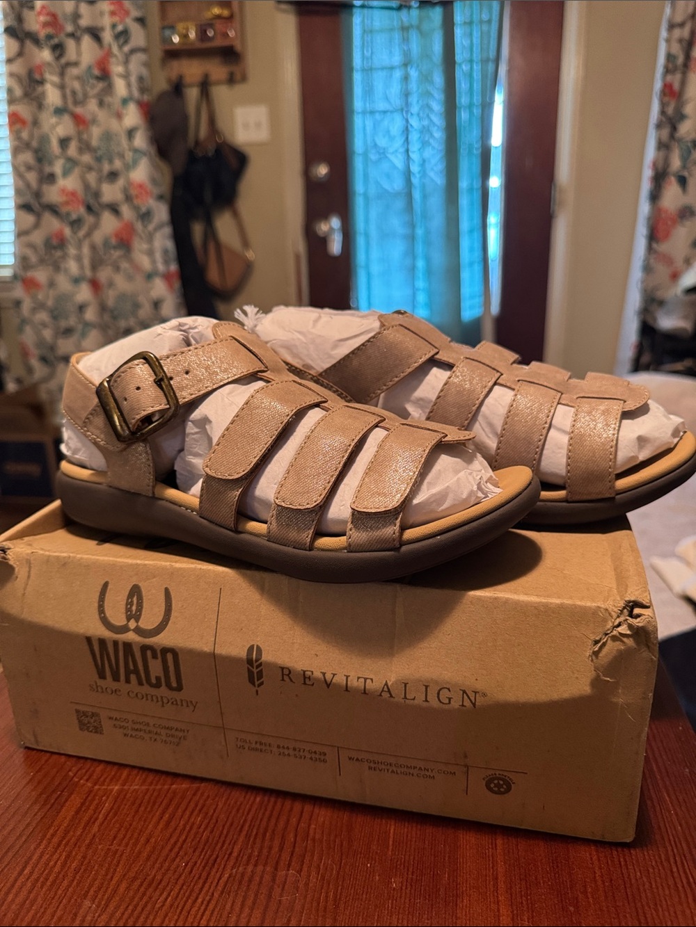 REVITALIGN Men’s Strappy Fisherman Sandals in Taupe